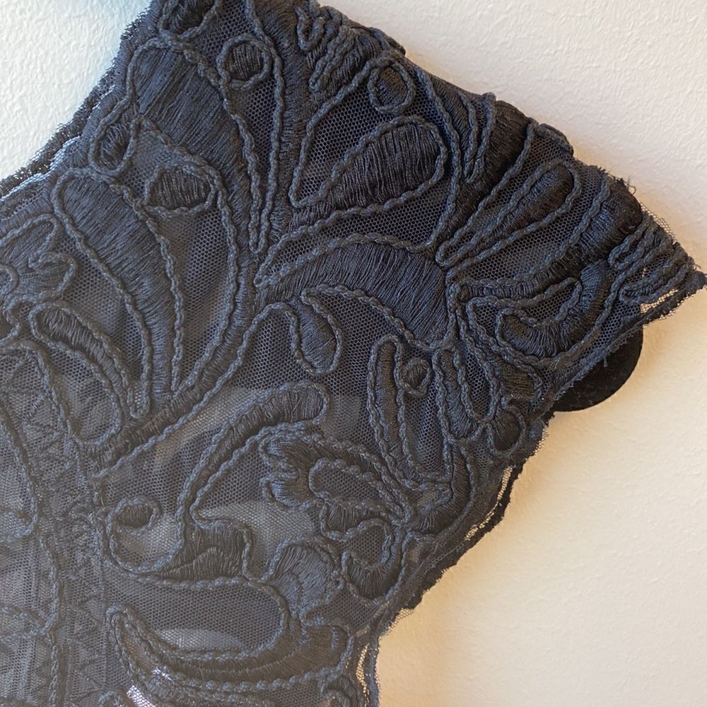 Anthropologie Yoana Barashi Lace Embroidered black Dress 4P short sleeveless 2 - Picture 3 of 12